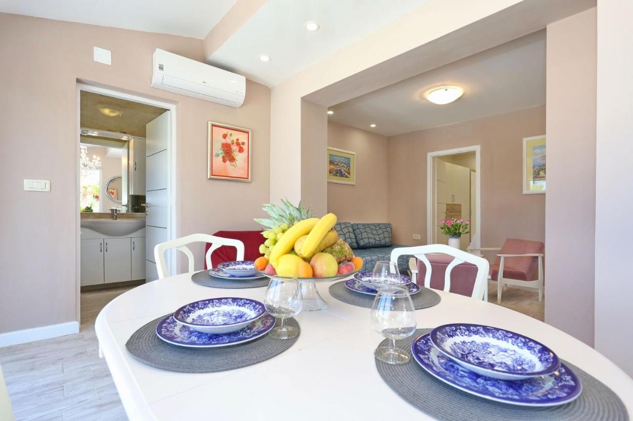Hacienda Mia With Yacuzzi And Free Parking زادار المظهر الخارجي الصورة