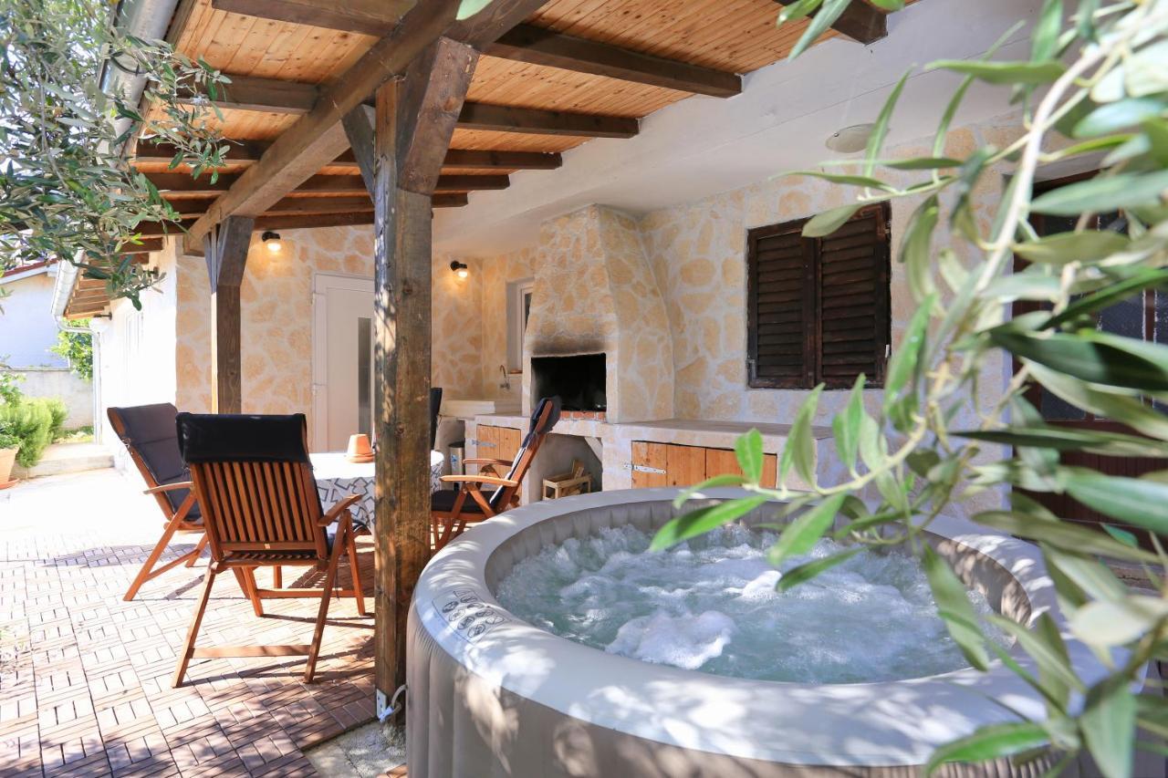 Hacienda Mia With Yacuzzi And Free Parking زادار المظهر الخارجي الصورة